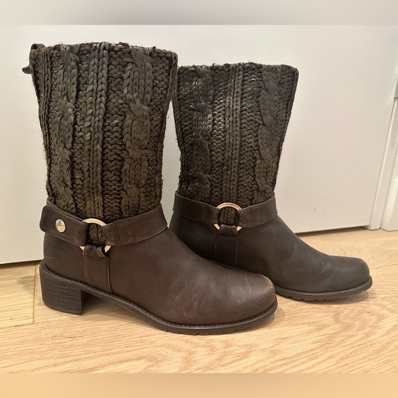 Stuart Weitzman brown heeled boots - Picture 6 of 6